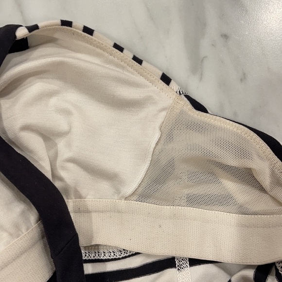 Lululemon Scoop Neck Tank Top Sports Bra - Picture 9 of 9